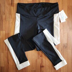 NWT Outplay Black and White Leggings Medium